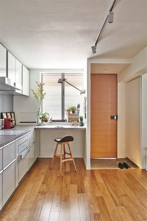It is known that plants liven up wherever they are planted or placed, even if they're in a small kitchen space. 10 small-space open-concept kitchen designs | Home & Decor ...