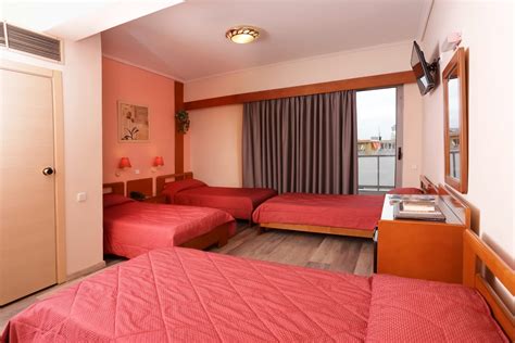 Standard Triplequad Room Xenophon Hotel
