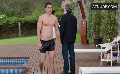 Alex Gonzalez Shirtless Bathing Suit Scene In Unauthorized Living Aznude Men