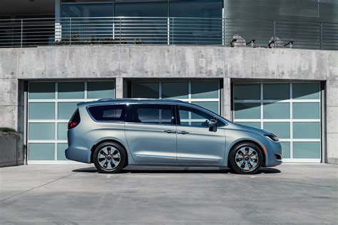 2017 Chrysler Pacifica Hybrid First Drive Automobile Magazine