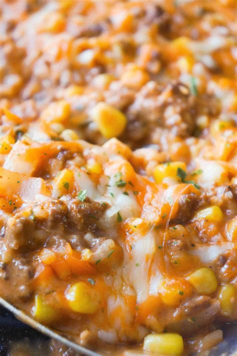 Cheesy Tomato Ground Beef And Rice Is An Easy Stove Top Dinner Recipe