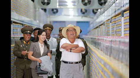 Jorge silva/pool photo via ap, file source:ap. The women who lift N. Korea leader Kim Jong Un's image ...