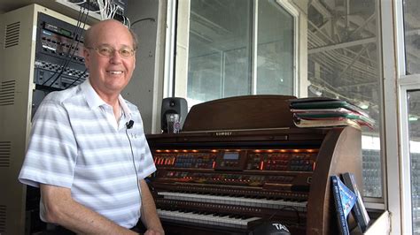 Cubs Organist Gary Pressy How He Made It To The Big Leagues WFMT