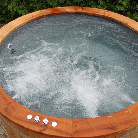 Für einen whirlpool gelten eigentlich die gleichen standortkriterien wie für ein schwimmbecken: Whirlpool Für Den Garten Einzigartig Garten Whirlpool ...