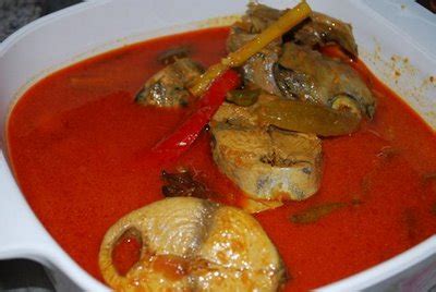 Berikut adalah 5 variasi masak ikan tongkol lezat untuk kamu coba di rumah! Cara Membuat dan Resep Gulai Tongkol - Resep Masakan Indonesia