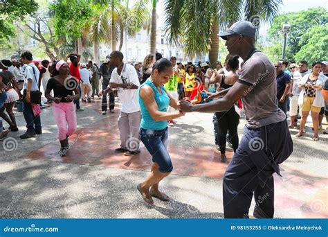 Hot Cuban Salsa In The Centre Of Havana Editorial Image Image Of