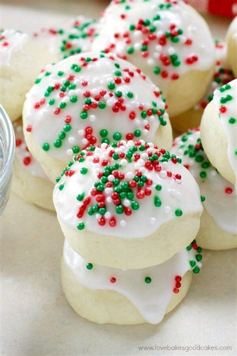 These are my absolute very favorite christmas cookies of all time. Italian Anise Cookies | Recipe | Italian anise cookies, Anise cookies, Italian christmas cookies