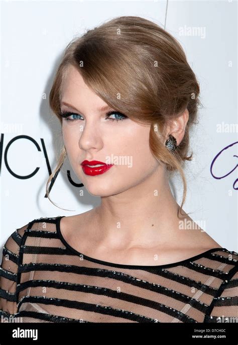 american country singer taylor swift launches her debut fragrance wonderstruck at macy s new