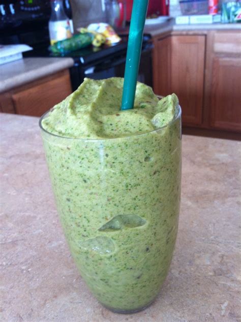 Then add bananas or berries. Old Soul Charm: SUPER Pregnancy Green Smoothie