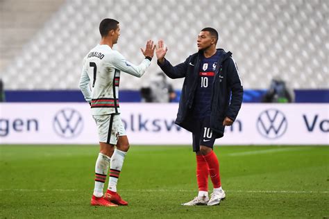 France 0 0 Portugal Lhommage De Kylian Mbappé à Cristiano Ronaldo Site