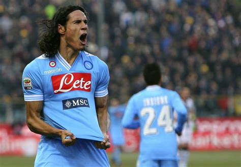 Discover more posts about edinson cavani. Napoli, il "messaggio" di Cavani accende la fantasia dei ...
