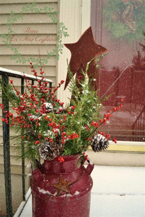 With christmas right around the corner, backyards, porches and gardens are all set to be covered in snow and holiday cheer. 40 Comfy Rustic Outdoor Christmas Décor Ideas - Interior ...