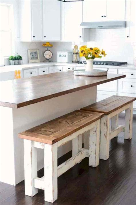 Keep it sparse and simple. 10 Farmhouse Kitchen Decor Ideas That Would Make Joanna ...