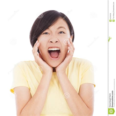 De Vrij Aziatische Vrouw Voelt Verraste Gelaatsuitdrukking Stock Foto Image Of Emoties