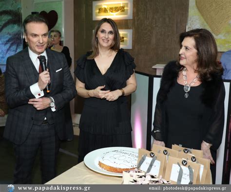 Instagram ανεργη αντισηπτικο μαιρη μηλιαρεση τηλεπωλησεισ τηλεπωλητρια. Τα κέντρα αισθητικής Vivify έκοψαν την πίτα τους στο Ecali ...