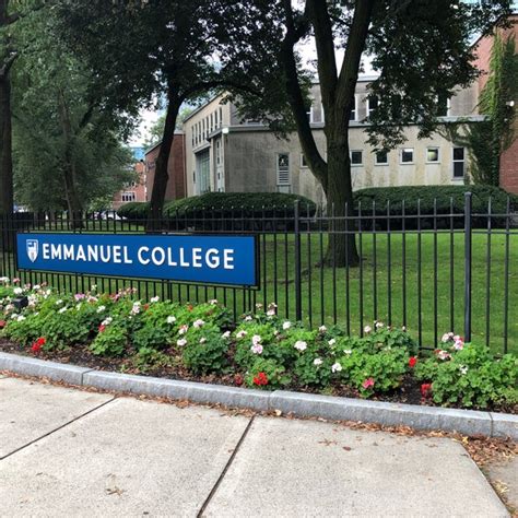 Emmanuel College University In Boston