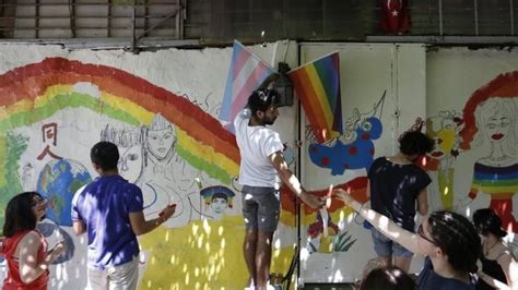 Turkey LGBT Istanbul S Gay Pride Organisers Vow To Defy Ban BBC News