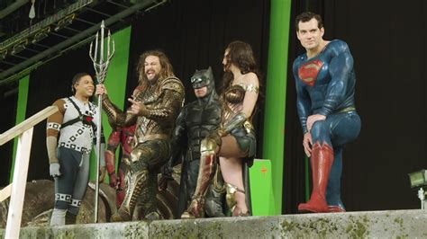 Justice League 2017 Behind The Scenes Fisher Momoa Affleck Gadot