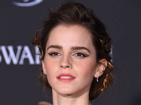 Emma Watsons Eyeliner Wowed At The Beauty And The Beast Premiere