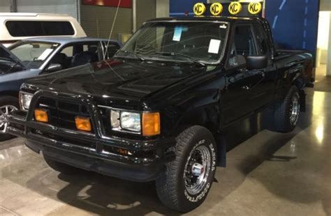 1985 Toyota Pickup Sr5 Extended Cab Pickup Marty Mcflys Dream Truck