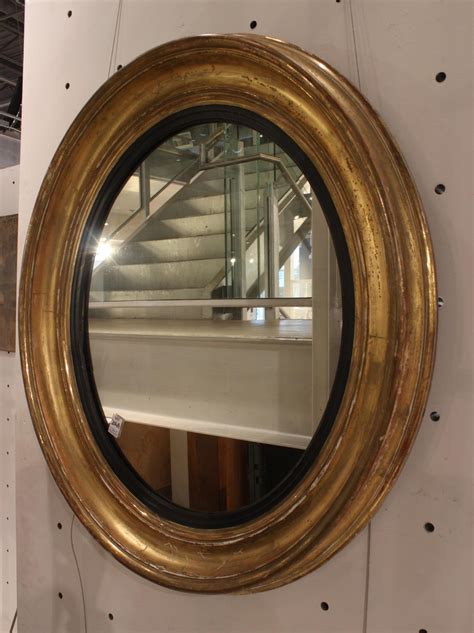 Lot Large Round Gilt Wall Mirror