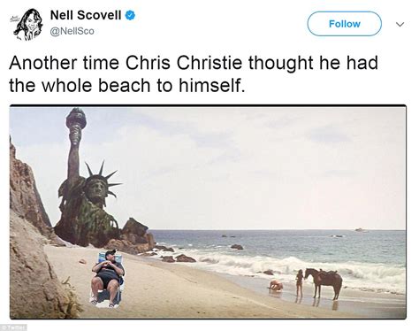 Chris Christie Is Roasted In Hilarious Beachgate Memes Daily Mail Online