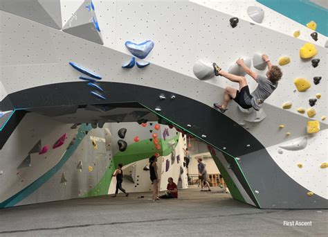 First Ascent Arlington Heights Hosts Youth Nationals Climbing Event