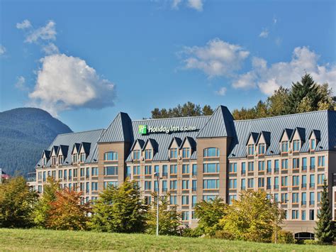 Holiday Inn And Suites North Vancouver Book Hotel Rooms