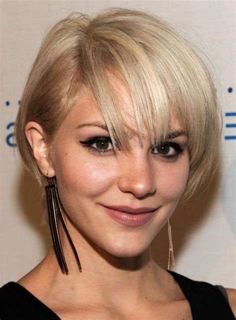 La perte et chute de cheveux sont très répandues et un hairvisual, les produits pour densifier les cheveux fins et clairsemés. Coupe Cheveux Très Fins : coupe courte cheveux fins | Coiffure simple et facile / Vous trouverez ...