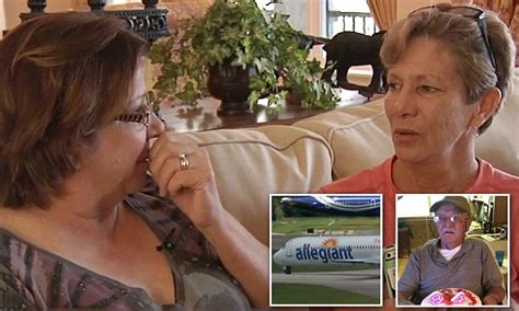 Right Decision Debbie Hartman And Trisha Baker Sisters Kicked Off Allegiant Air Flight Miss