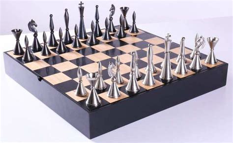5 Of The Most Stylish Modern Chess Sets 2021 Reviews