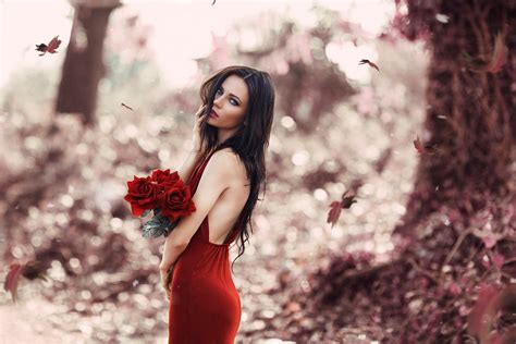 See more ideas about rose, red roses, red. red rose red dress red roses girl bouquet autumn leaves ...