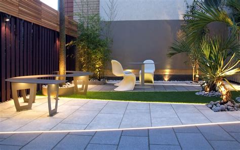 The garden city is a place that acts as a community where people from different walks of life can live and work in harmony. Highbury garden design | Modern garden designers Mylandscapes