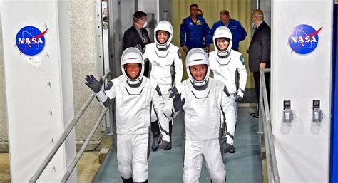 Chuyến Tàu Spacex Crew 4 Của Nasa đến Trạm Vũ Trụ