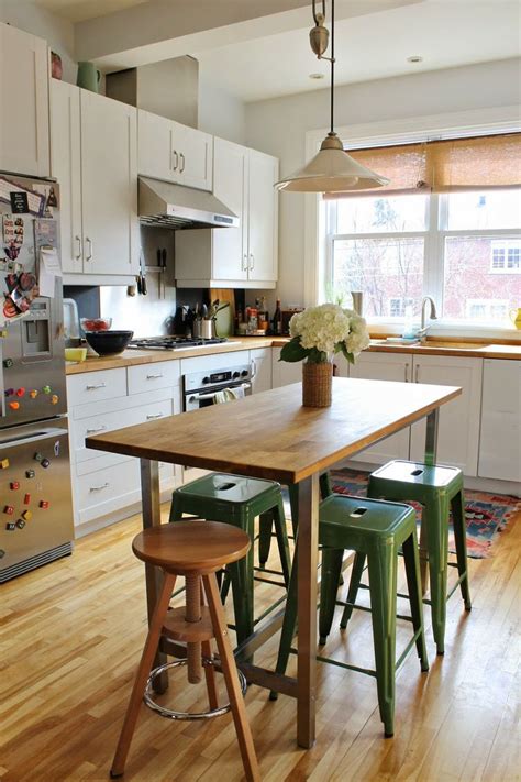The most common butcher block table material is wood. More room! Plus d'espace! | Butcher block island kitchen ...