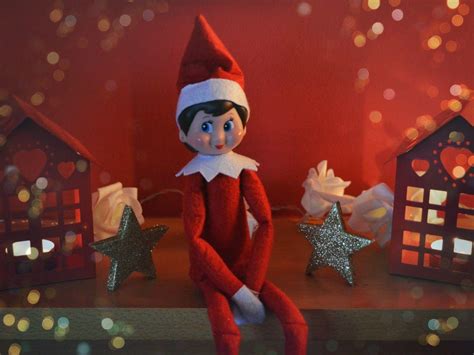 Aesthetic Christmas Elf Wallpapers Wallpaper Cave