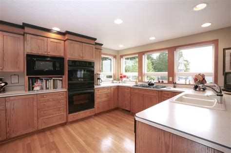 Cabinet cures has the answer to update your kitchen into a 16312 se stephens street portland, oregon. Kitchen Cabinets, Crown Molding, Laminate Countertops ...