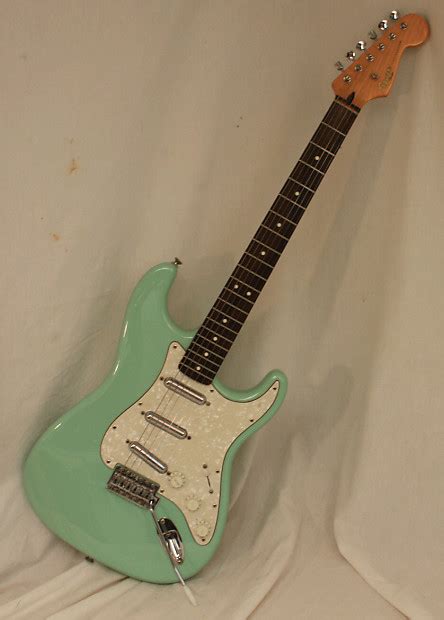 Squier Vintage Modified Surf Stratocaster 2011 Surf Green Reverb