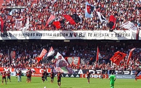 Bunun ne zaman gerçekleşeceğini bilmiyorum. Newell's Old Boys unveil banner as they bid to bring Messi ...