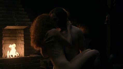 Sophie Skelton Nude And Sexy 16 Photos The Fappening