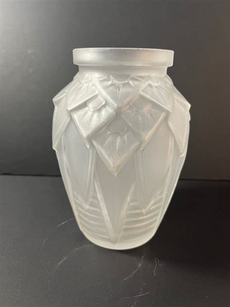 Muller Frères Vase 1 Pressed Molded Glass Catawiki
