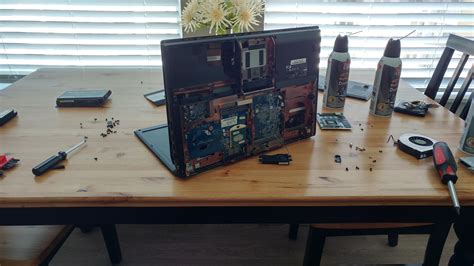 Question i spill my drink to my laptop keyboard. So, my wife spilled a huge cup of coffee on her laptop. : pics