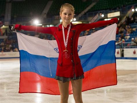 Russian Teen Beats USA S Gracie Gold At Skate Canada
