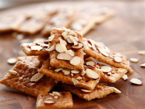 Just because the pioneer woman obviously likes to cook heavier home style food doesn't mean that she still can't come up with a heck of a salad. Sweet Almond Crackers recipe from Ree Drummond via Food ...
