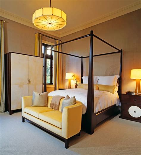Mustard, black, cream and gray. Mustard and Chocolate-Covered Rooms: Ideas & Inspiration