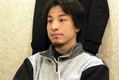Hiroyuki nishimura (西村 博之, nishimura hiroyuki, born 16 november 1976) is a japanese internet entrepreneur best known for being the founder of the most accessed japanese message board, 2channel, and current administrator of 4chan. ひろゆきの嫁(植木由佳)は誰で子供は？大学や総資産はどこ ...