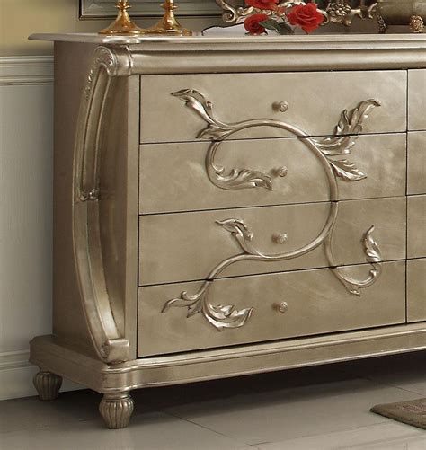 Homey Design Hd 13005 Traditional Luxury Pearl White Finish Hand Carved