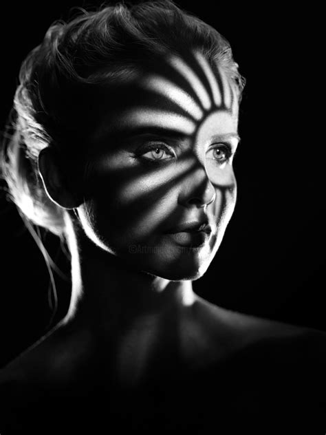Playing With Shadows 3 Photographie Par Maksim Zayats Artmajeur