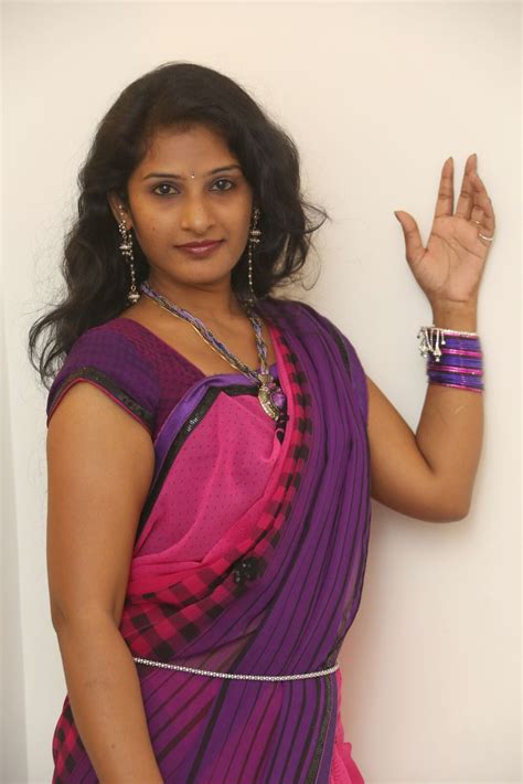 New Telugu Actress Madhavi In Pink Saree Stylish Designer Sareeslehengas