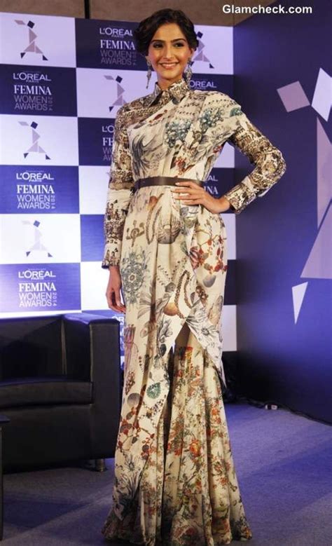 sonam kapoor in anamika khanna outfit 2014 anamika khanna sonam kapoor outfits 2014 dress